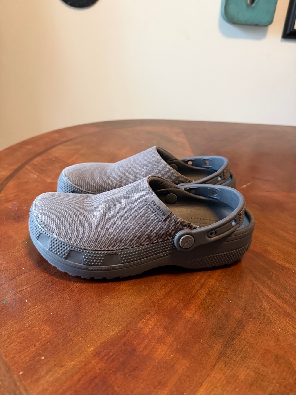 Crocs Classic Crafted Clogs Gray Canvas Slip on Shoes Women’s Size 8 Men’s 6